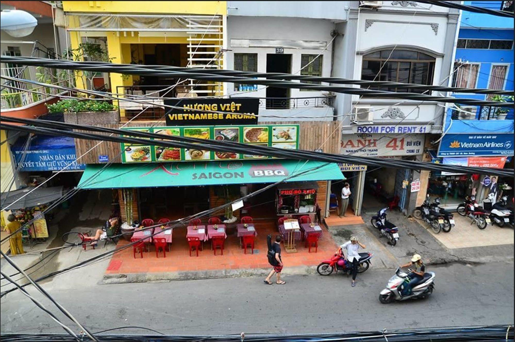 Oyo 438 Small Bay Hotel TP. Hồ Chí Minh Ngoại thất bức ảnh