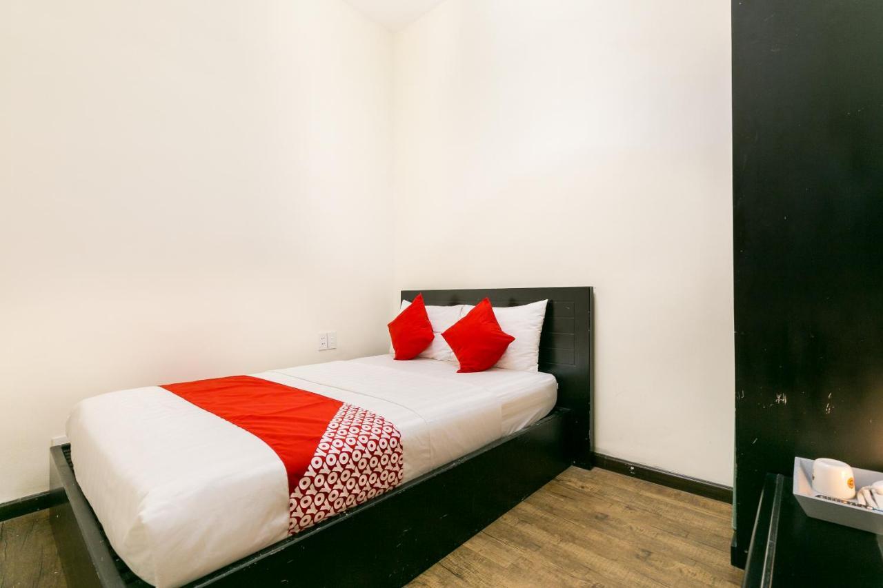 Oyo 438 Small Bay Hotel TP. Hồ Chí Minh Ngoại thất bức ảnh